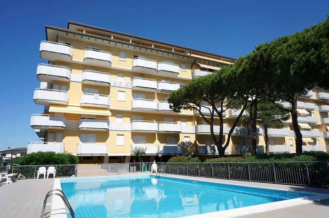Comfy Flat With Balcony And Shared Pool - Beahost Apartment Porto Santa Margherita di Caorle