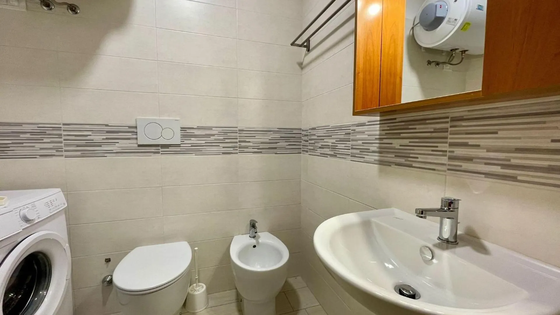 포르토 산타 마게리타 디 카오를레 Comfy Flat With Balcony And Shared Pool - Beahost 아파트 0*, 포르토 산타 마게리타 디 카오를레 이탈리아
