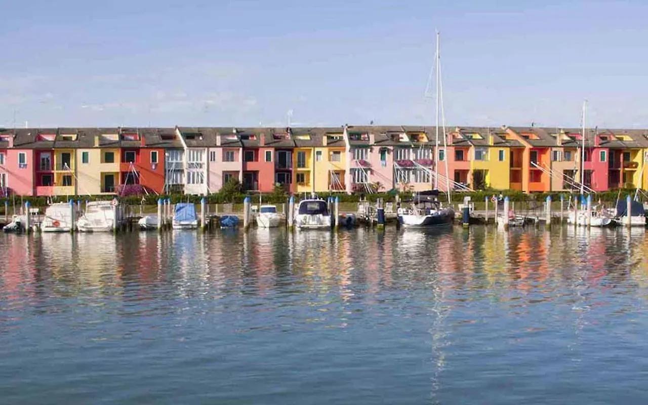 Appartamento Comfy Flat With Balcony And Shared Pool - Beahost Porto Santa Margherita di Caorle Italia